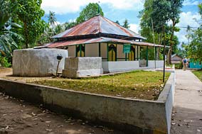 Pulau Pisang Mosque